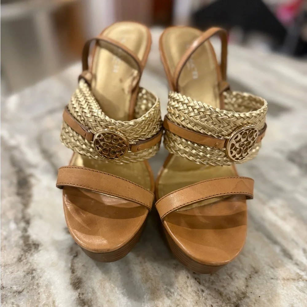 Gorgeous EUC Coach Women's Gold and Tan Wedge Sandals